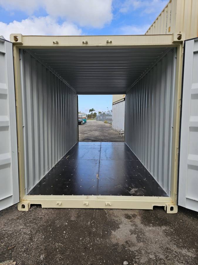 Venta de contenedores de envío nuevos de 20 y 40 pies con doble puerta (túnel) en Miami
