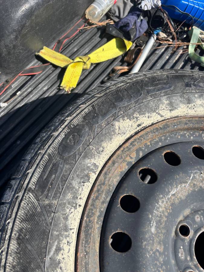 245/65-18 llanta Kumho