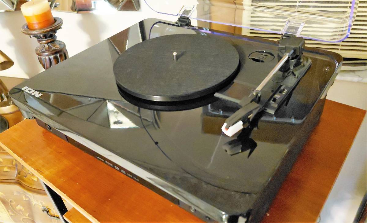 Tocadiscos ION Classic LP