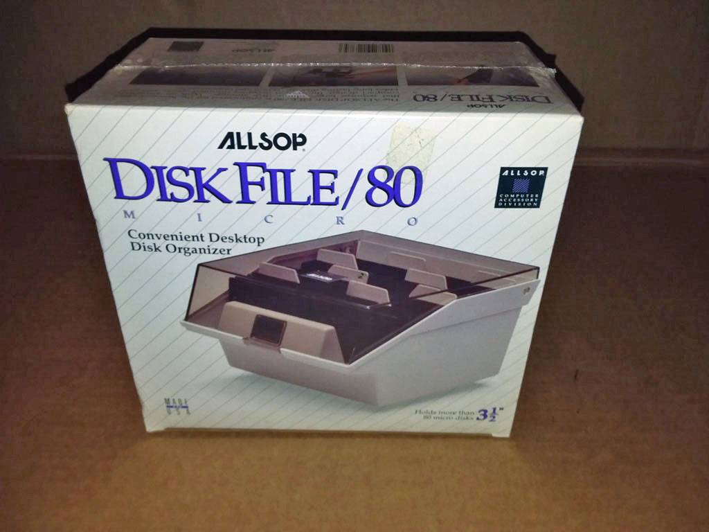 Disquetes nuevos sin abrir, soportes antiguos