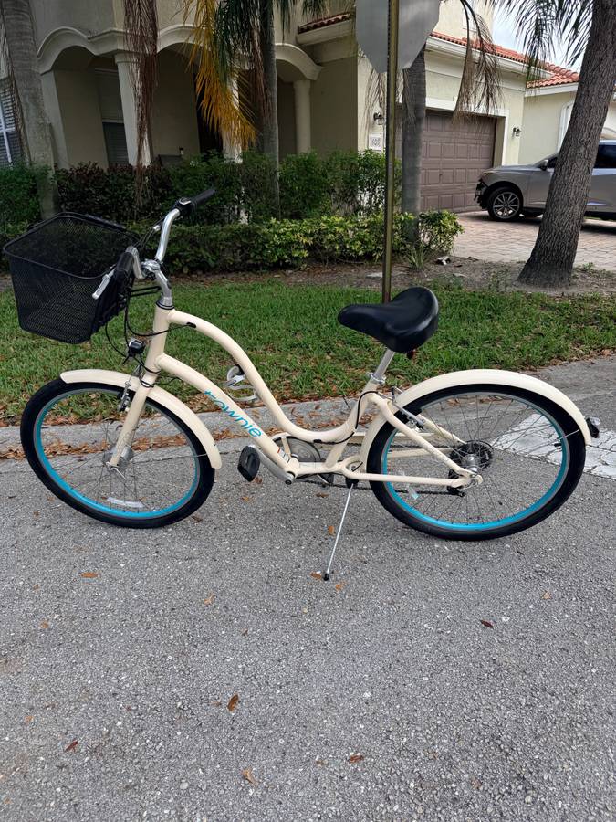 Bicicleta Townie Electra 7D