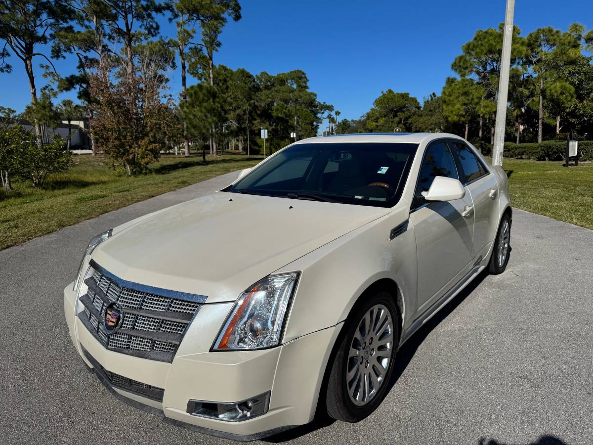 2010 Cadillac CTS · 3.6 Premium Luxury Sedan 4D - $3,200