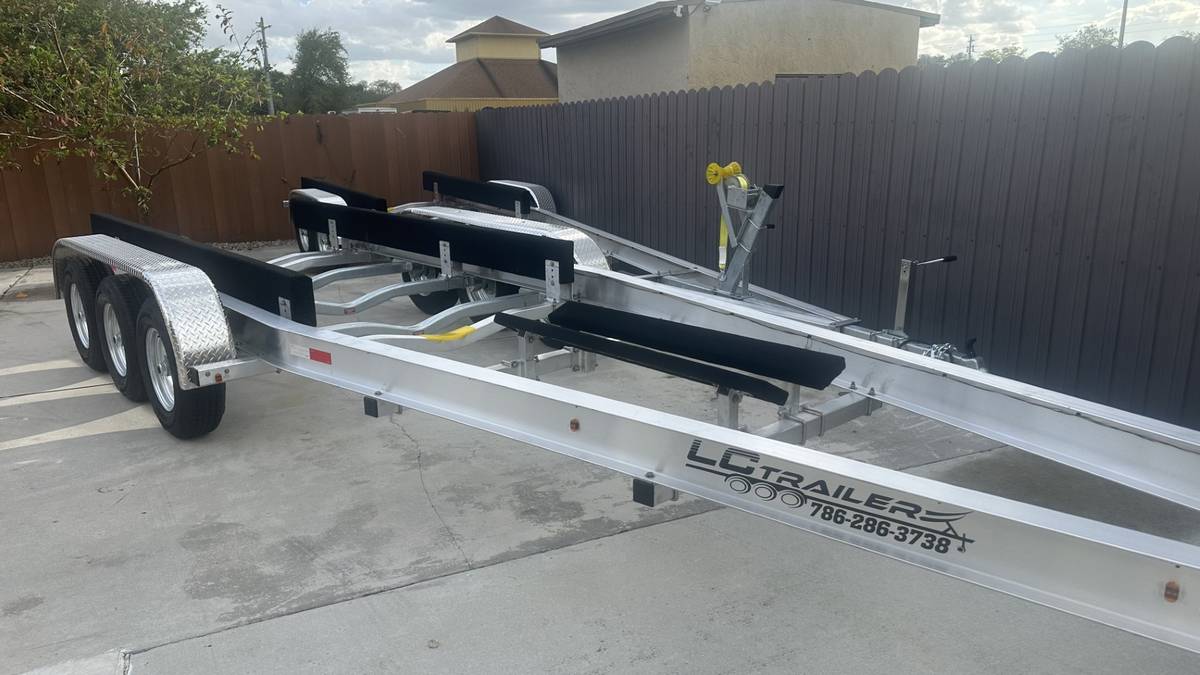 Remolque para bote 28-30 pies 15600 libras