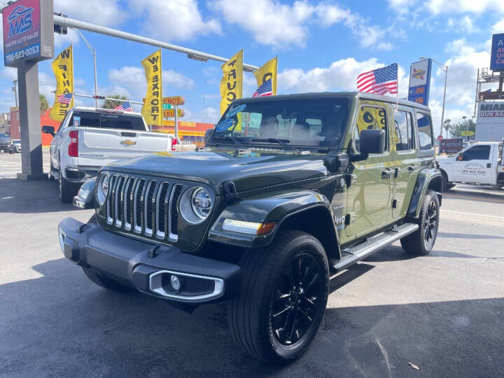 Jeep Wrangler Unlimited Sahara 4xe SUV