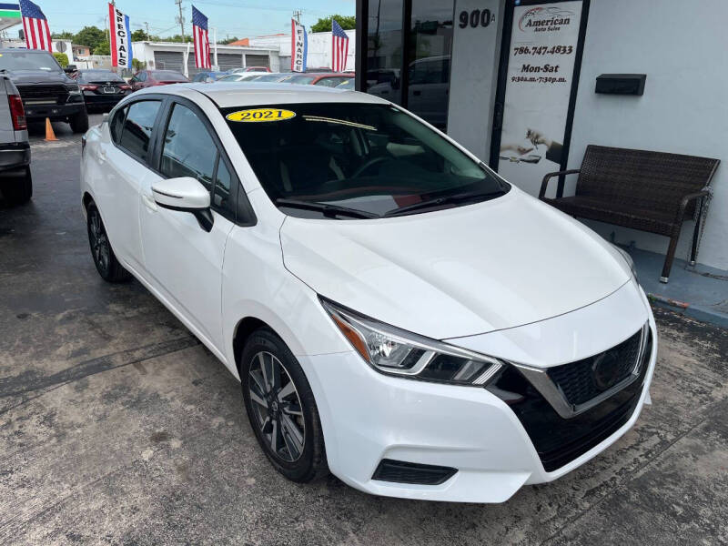 Nissan Versa SV 4dr Sedan