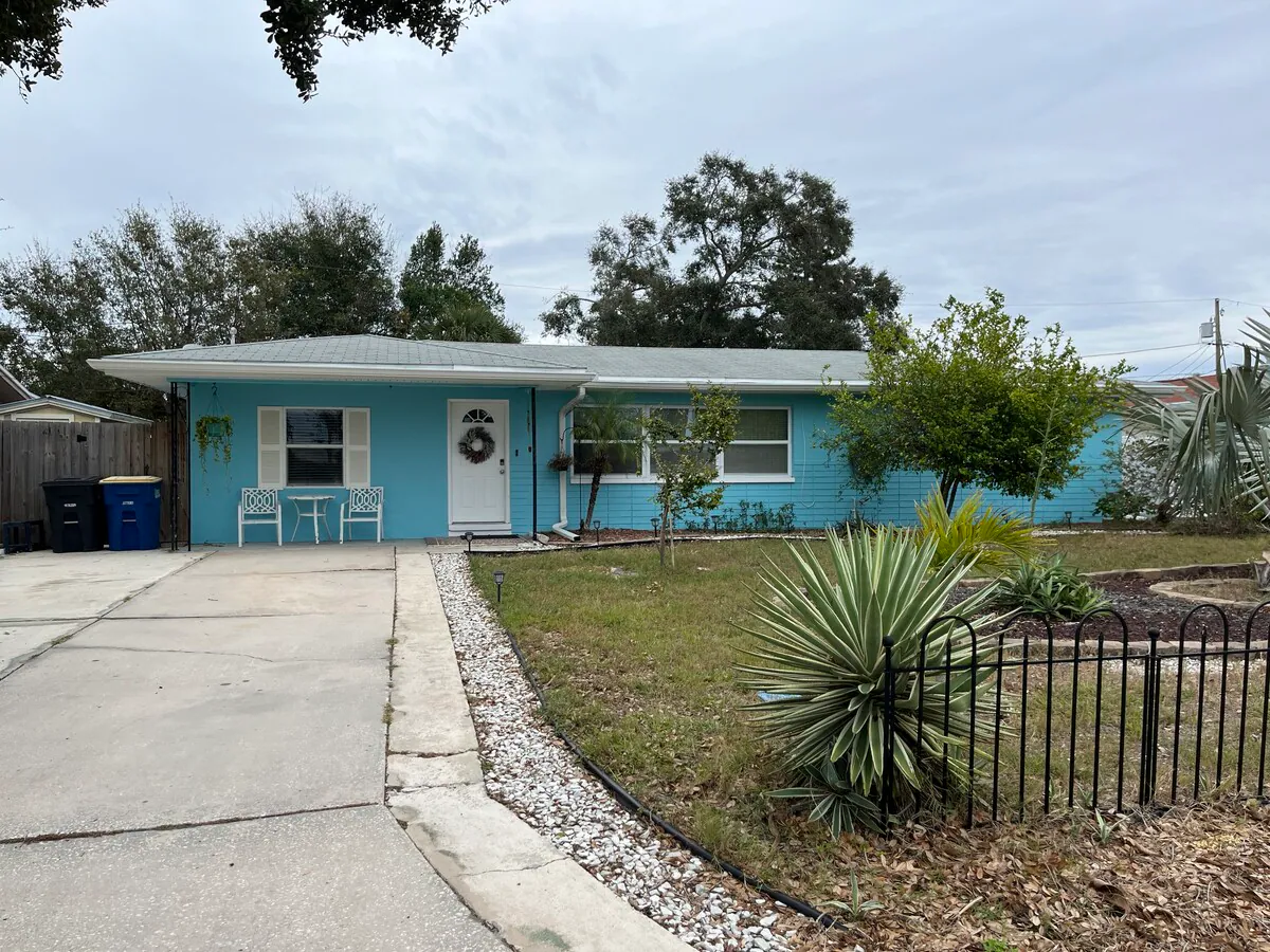 Casa en renta con 3 recámaras y 2 baños