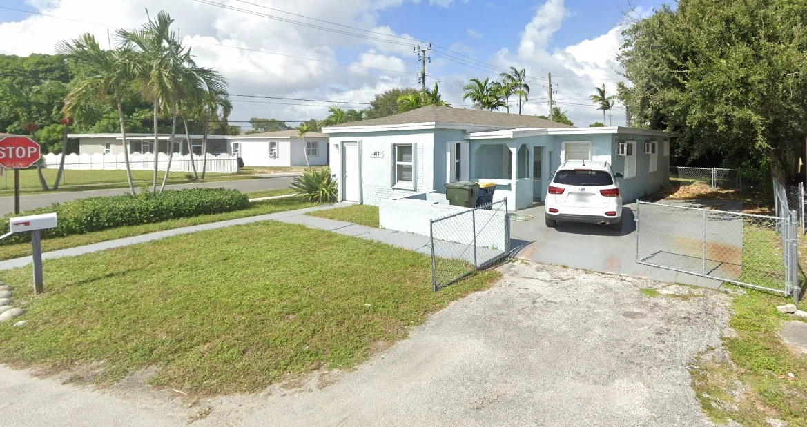 Casa unifamiliar de 3 dormitorios y 2 baños - Dania Beach