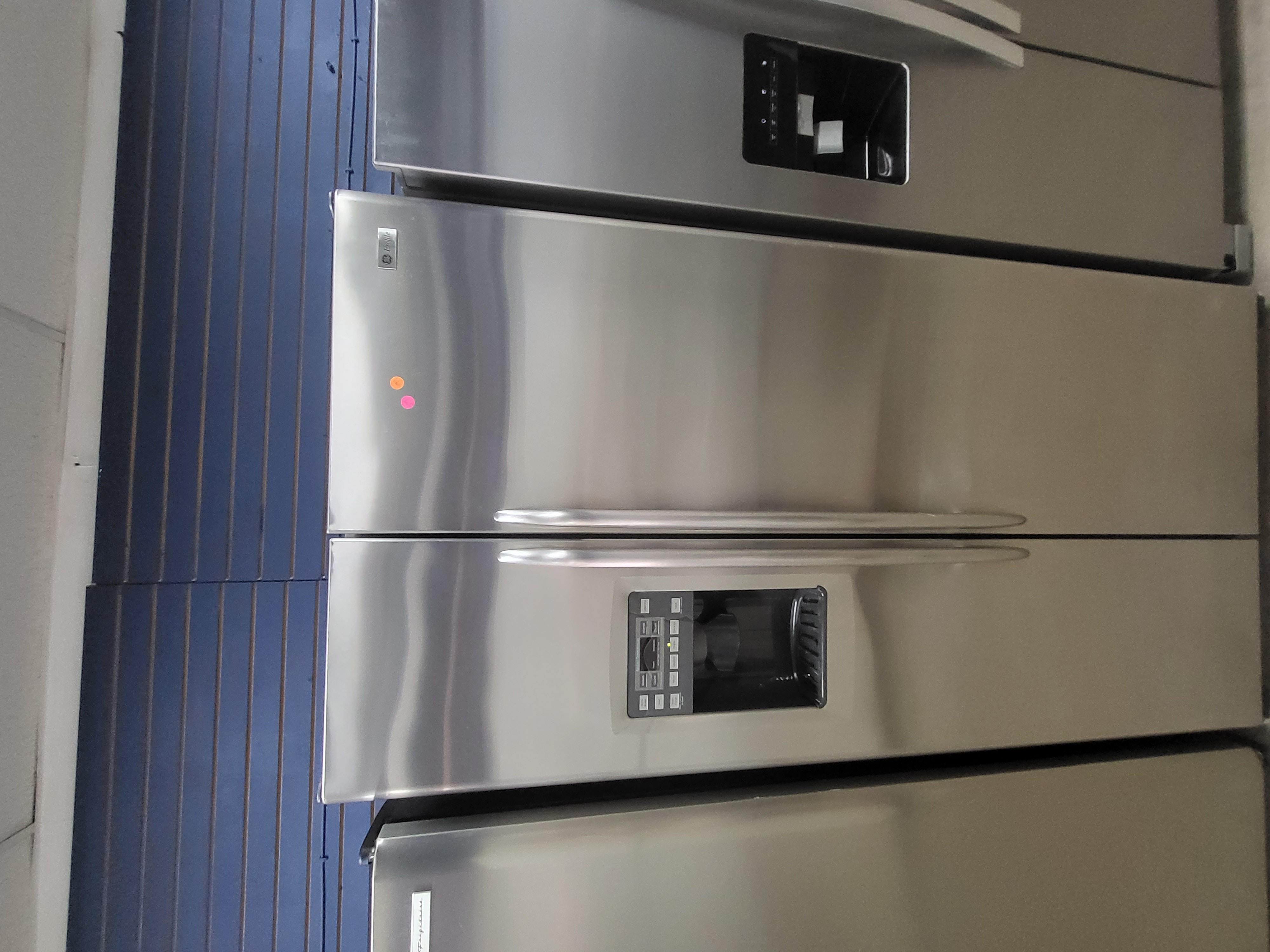 REFRIGERADOR DE DOS PUERTAS DE GE