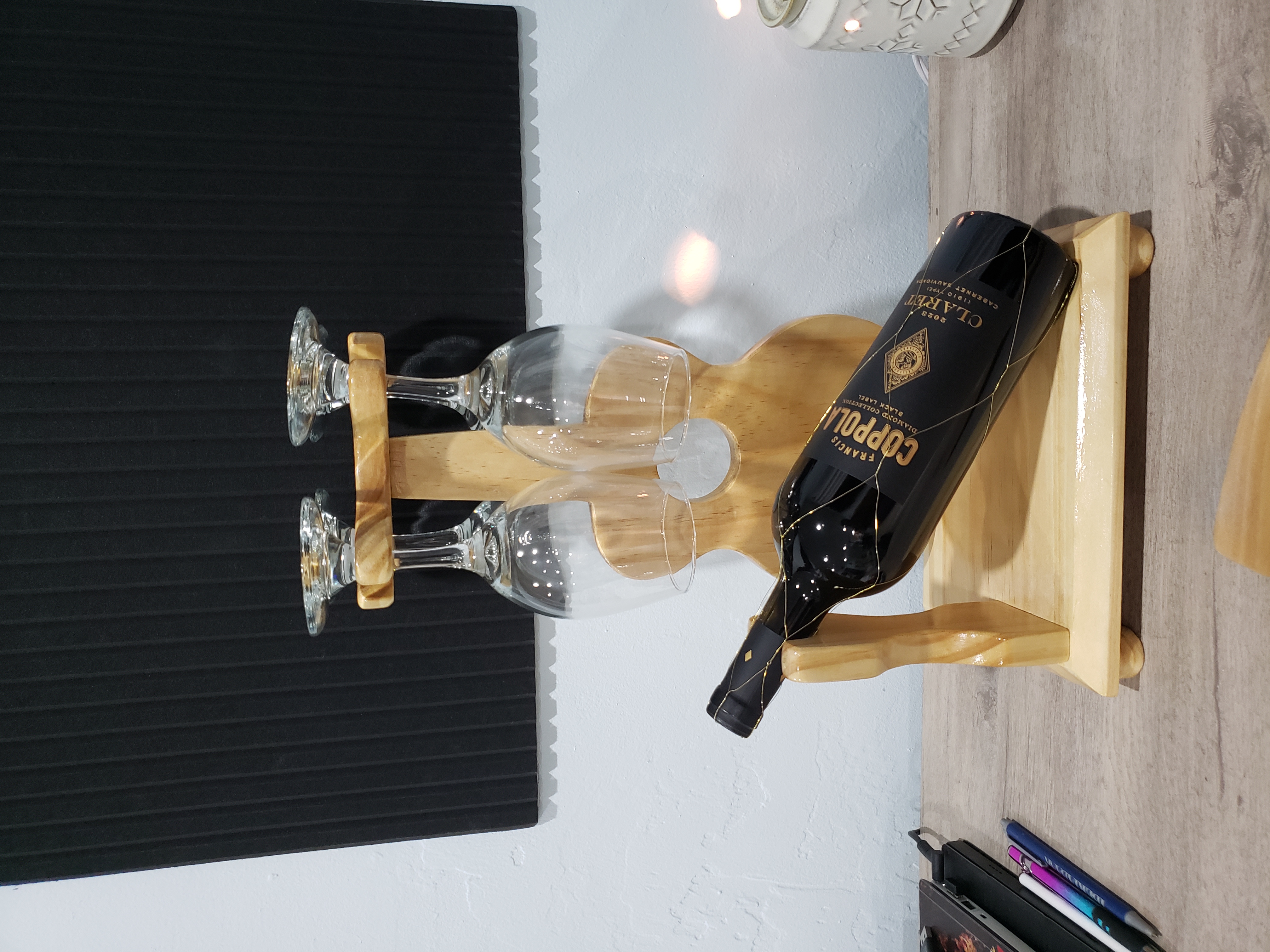 Porta vino de madera