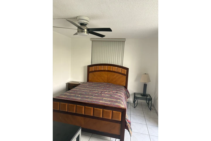 Se alquila habitación principal – Baño privado – Todo incluido