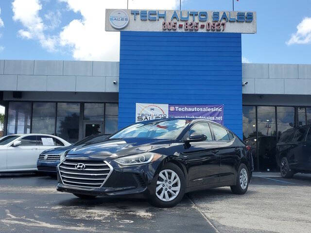 2017 Hyundai Elantra - 126,067