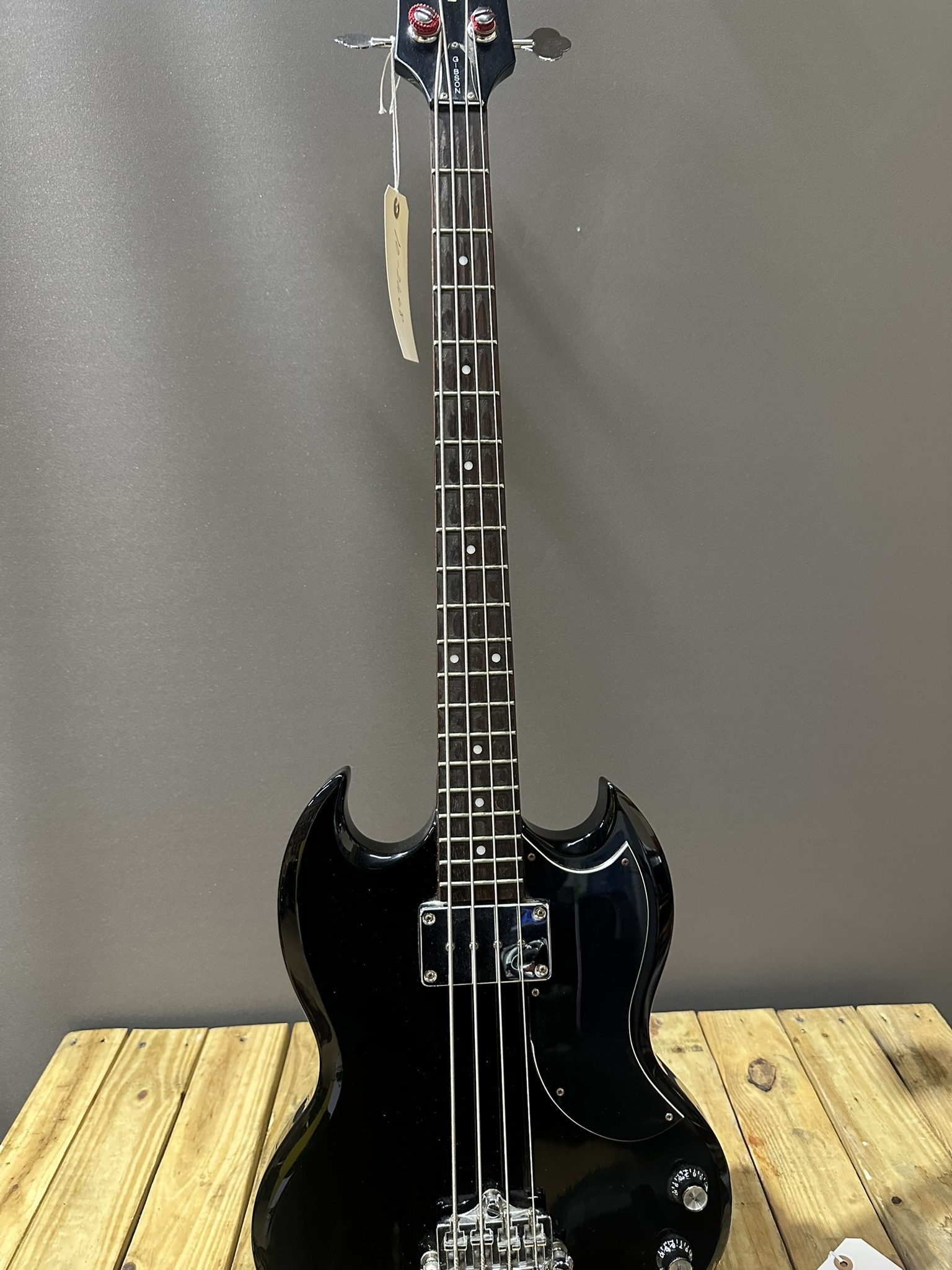 Bajo Epiphone Gibson de cuatro cuerdas E80/Bk