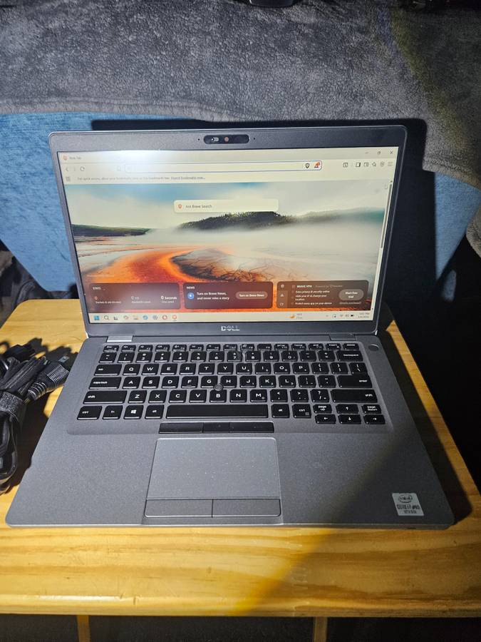 Dell 14" LAPTOP Core i7 10th gen 16GB 500gb SSD Windows 11