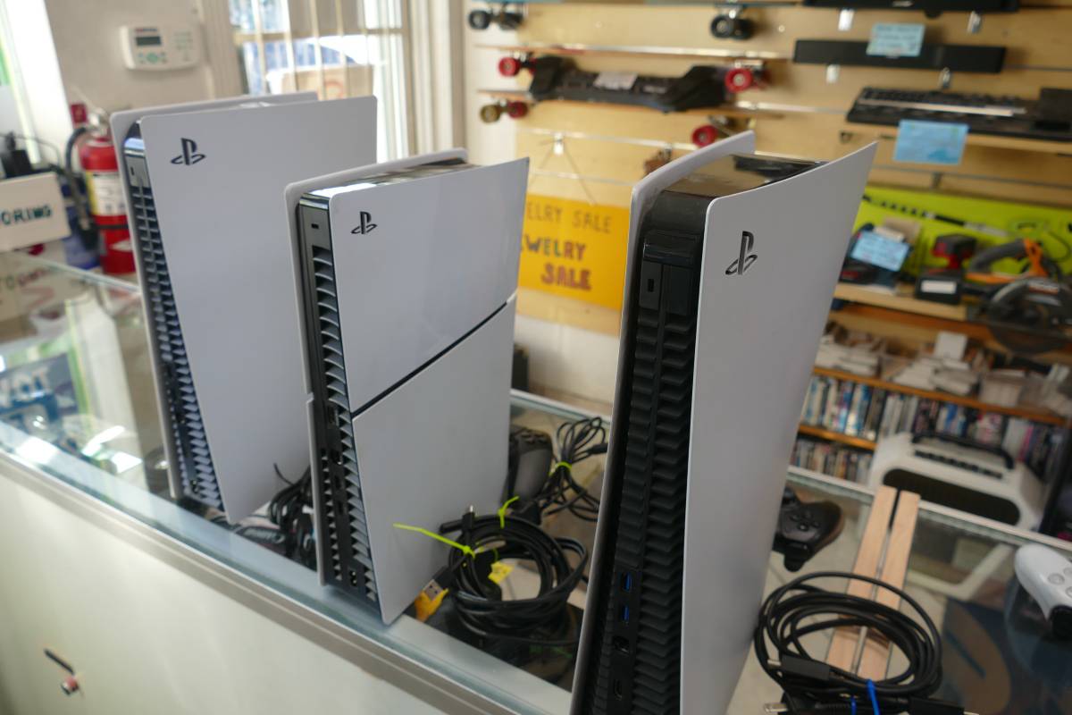 Venta de liquidación de PS5 – Unidades Standard y Slim