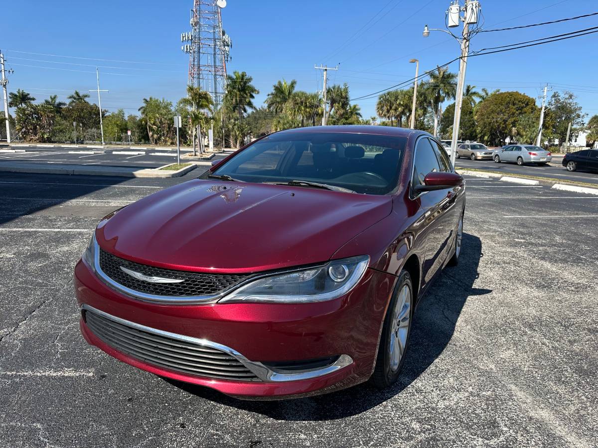 Chrysler 200