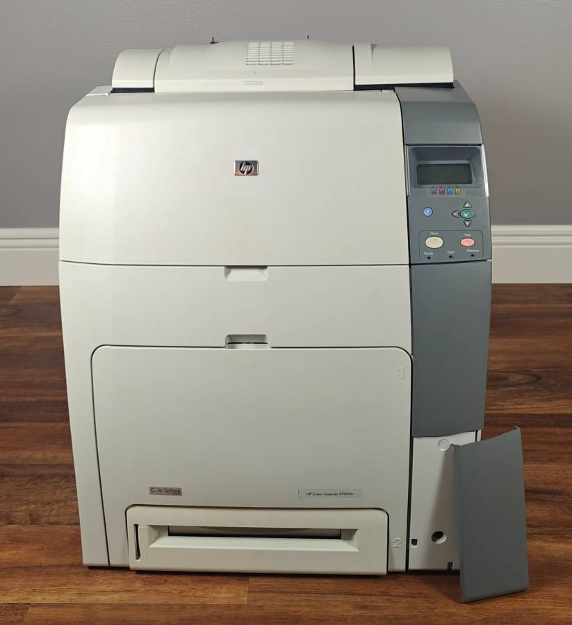 Impresora HP Color LaserJet 4700dn, modelo Q7493A, con capacidad de red, probada y funcional