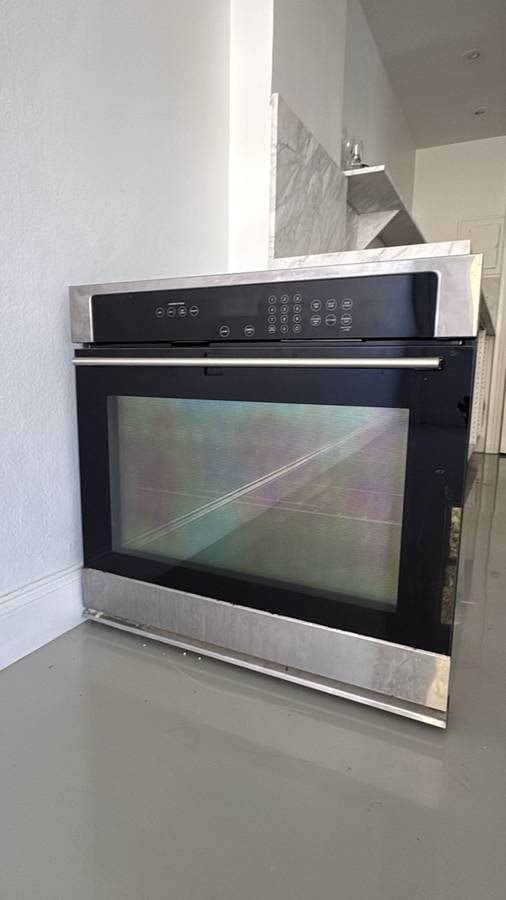 Horno empotrado IKEA, usado pocas veces desde 2016