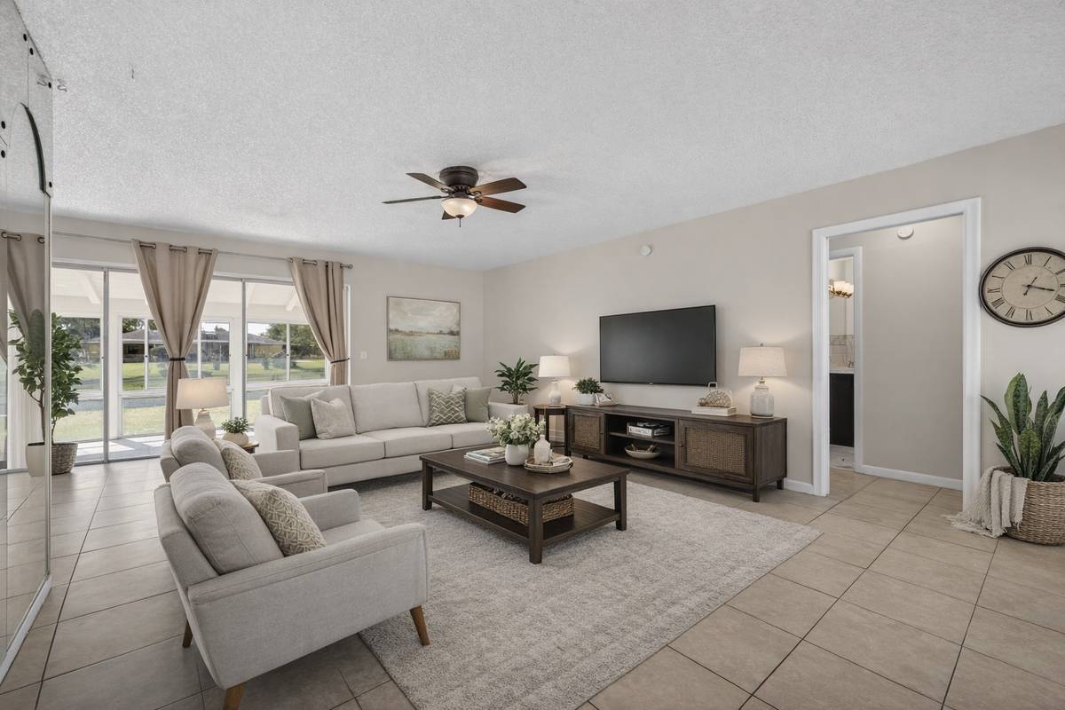 $499,000 / 3 habitaciones – 2027 ft² – Casa en venta