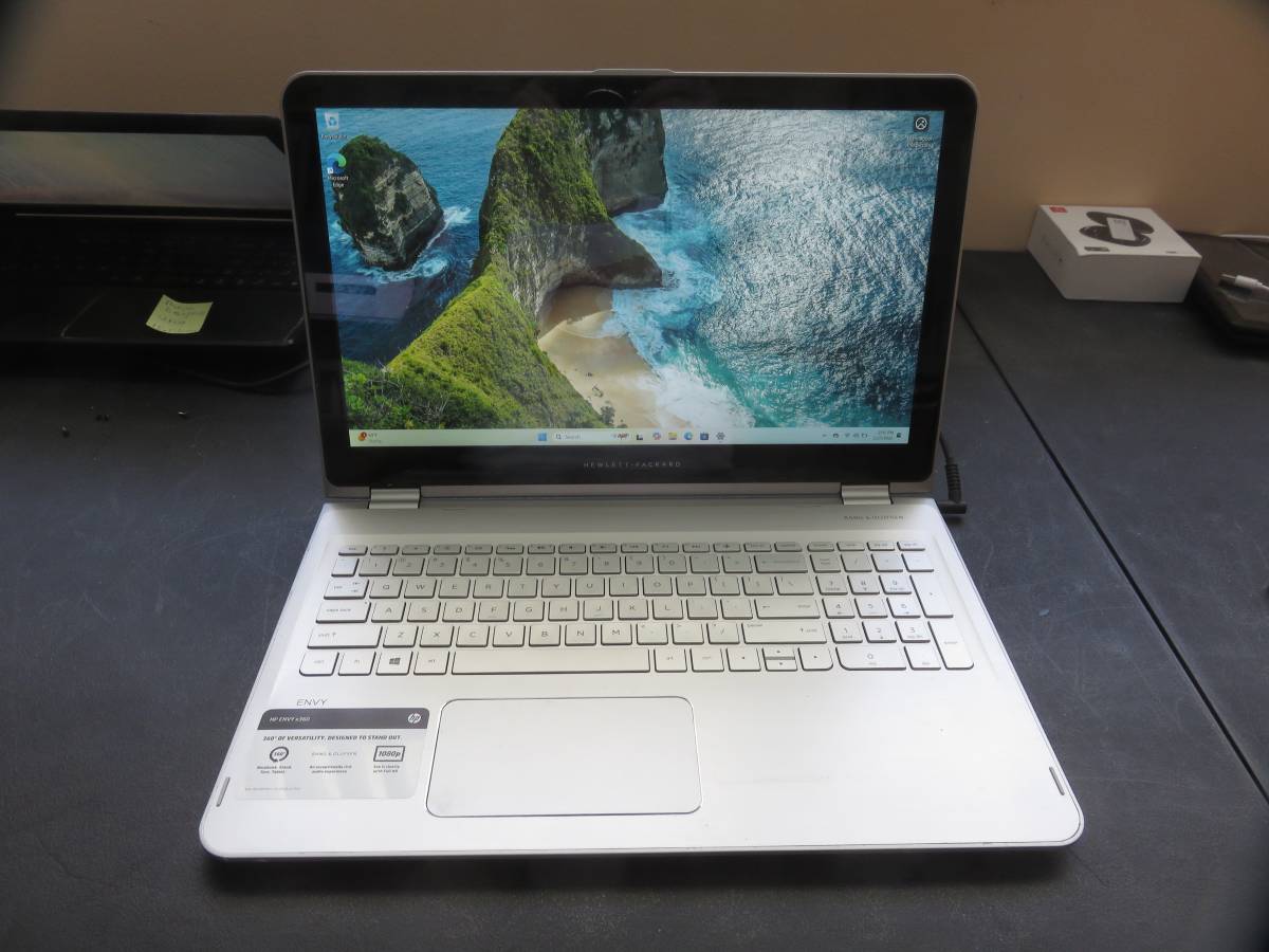 HP LAPTOP DE 16" CON PANTALLA TÁCTIL, INTEL i7